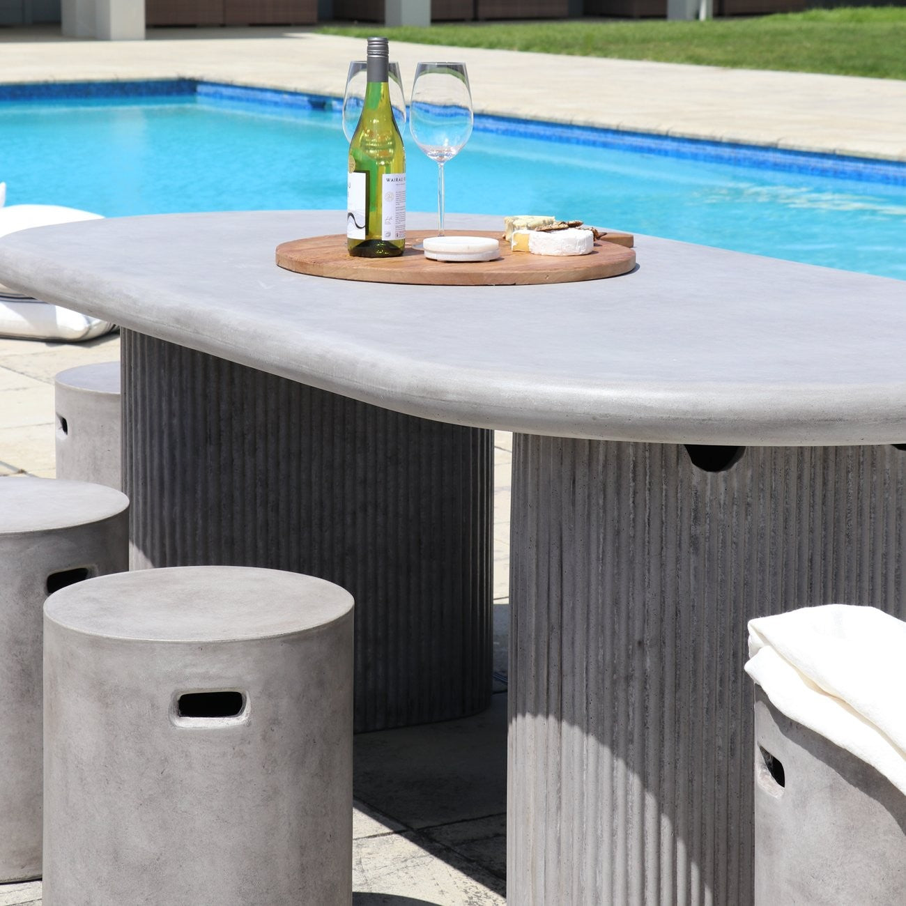 Solona Outdoor Concrete Dining Table - Grey