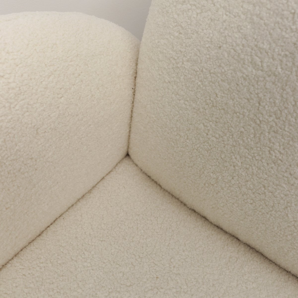 Snugg Swivel Armchair - Cream Shearling