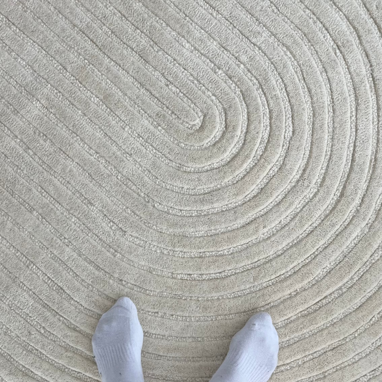 Pluto Rug 200 x 300cm - Ivory