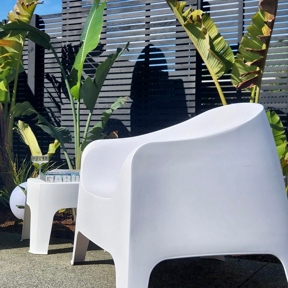 Edge Outdoor Lounge Chair - White