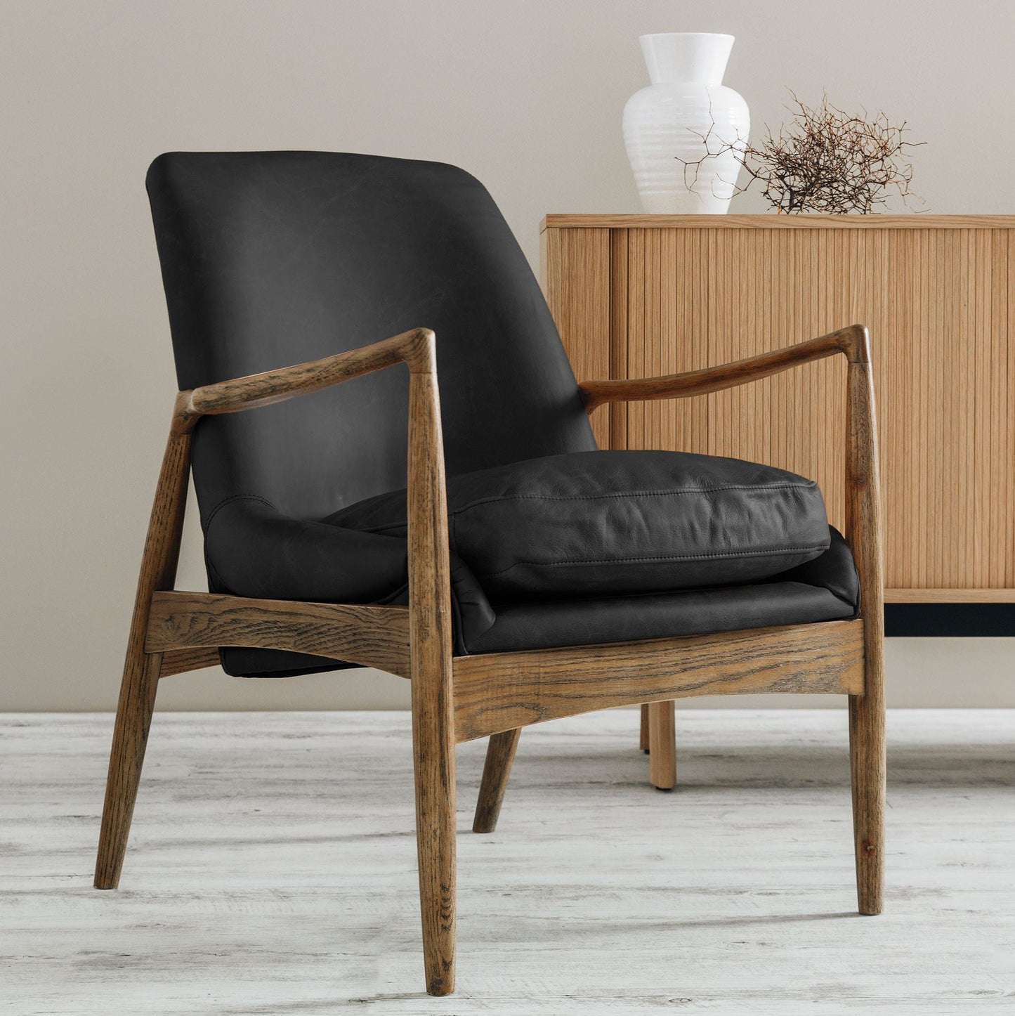 Steiner Armchair - Black Leather