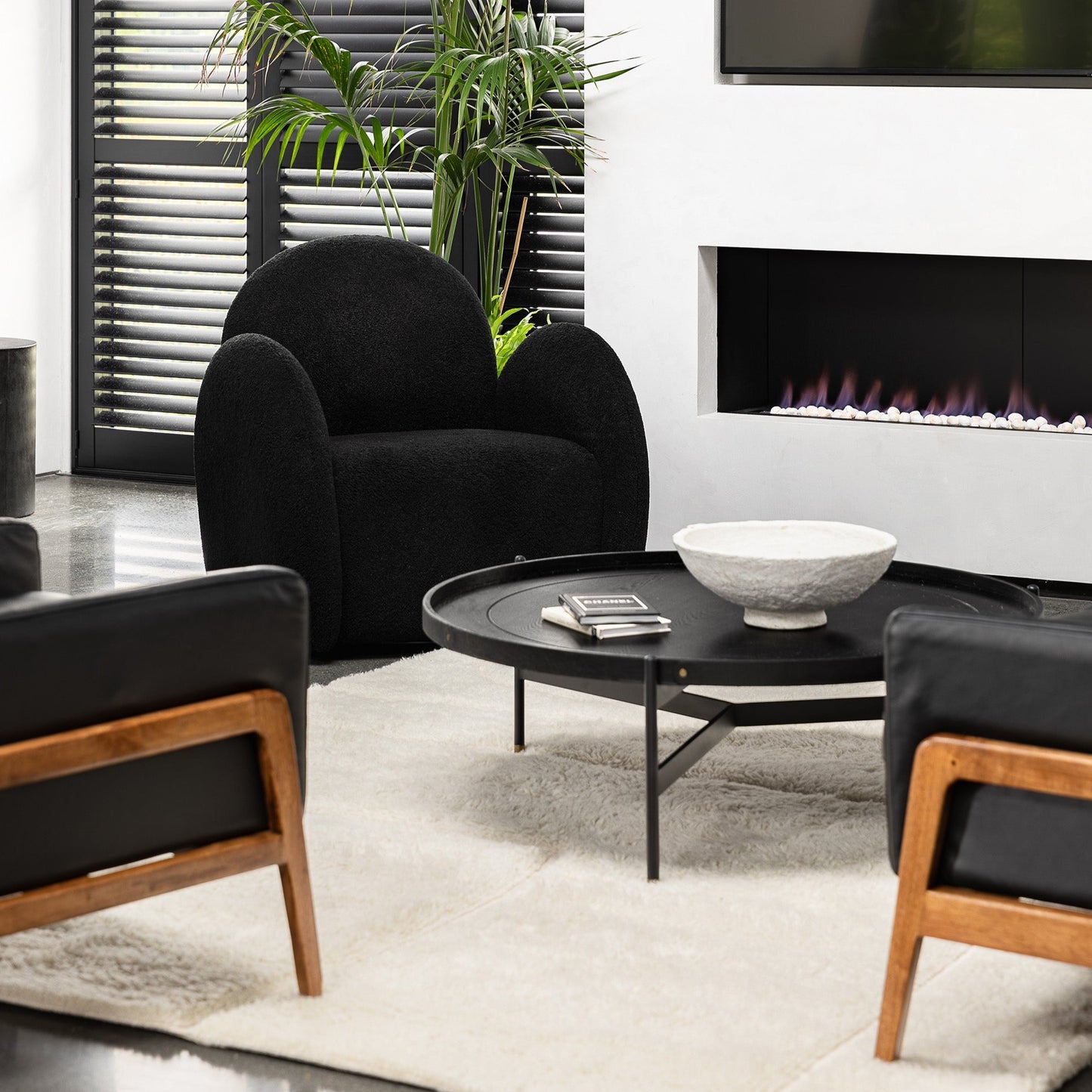 Snugg Swivel Armchair - Black Shearling