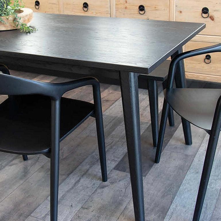 Vaasa Dining Tables - Black